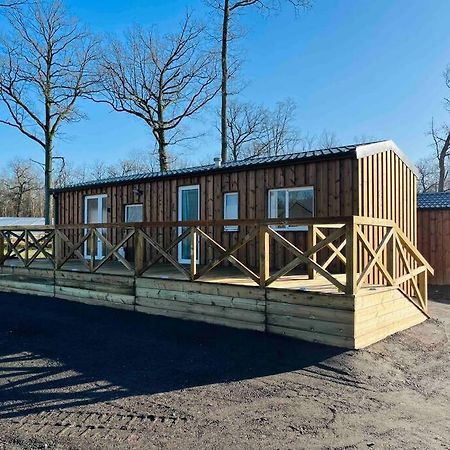 Chalet Dans La Foret Proche Disney La Houssaye-en-Brie Exteriör bild
