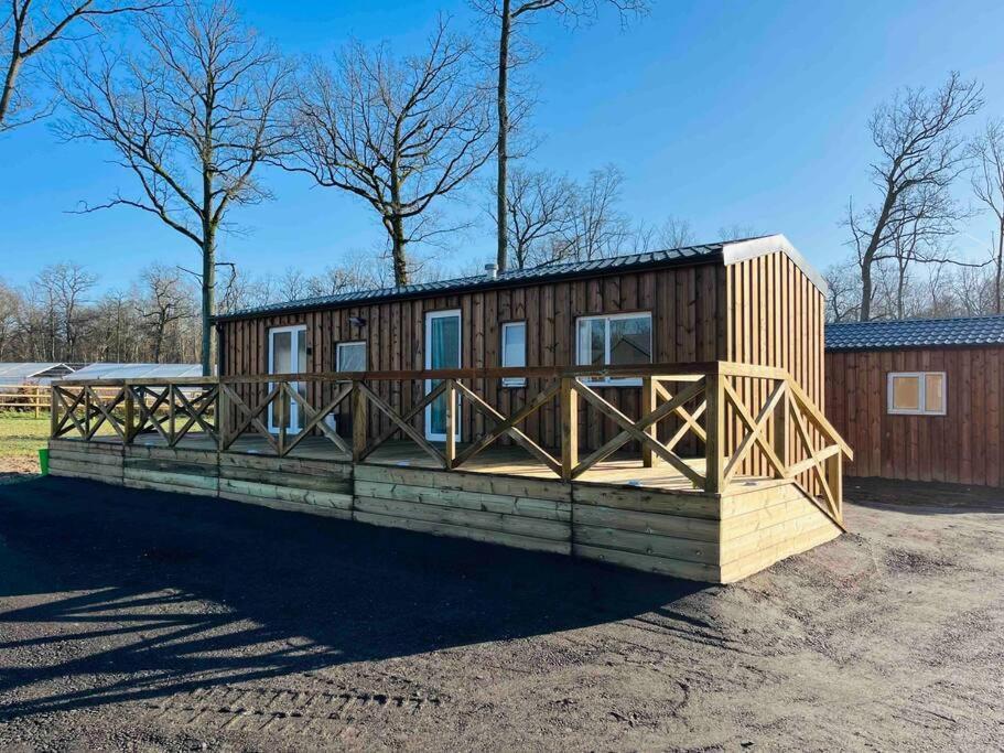 Chalet Dans La Foret Proche Disney La Houssaye-en-Brie Exteriör bild